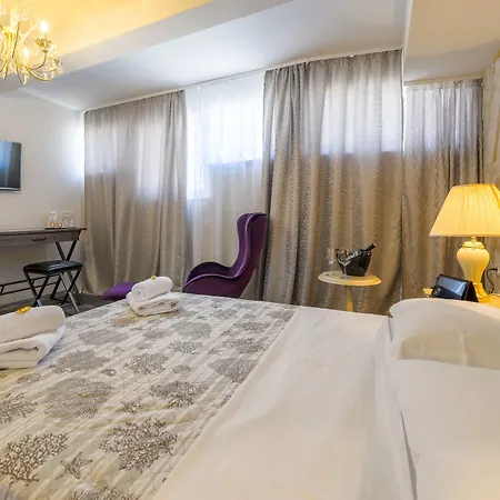 Prima Luce Downtown Szálloda 4*