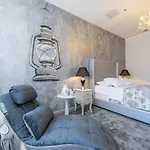 Prima Luce Downtown 4* Σπλιτ