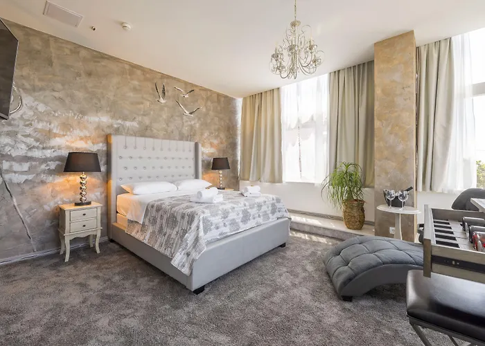 Ξενοδοχείο Prima Luce Downtown 4*