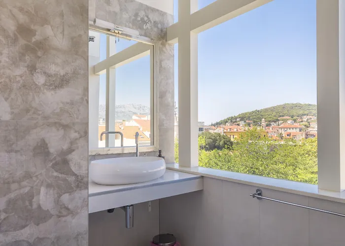 Prima Luce Downtown 4* Σπλιτ